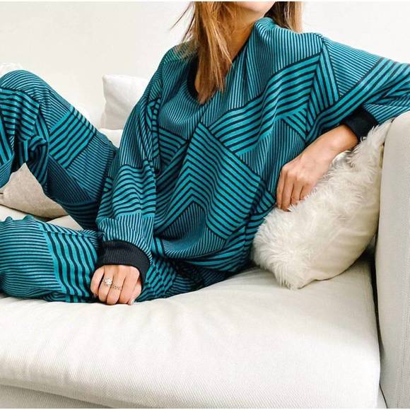 NEW EVA FRANCO brit wit jogger pant in teal and black - Picture 5 of 5